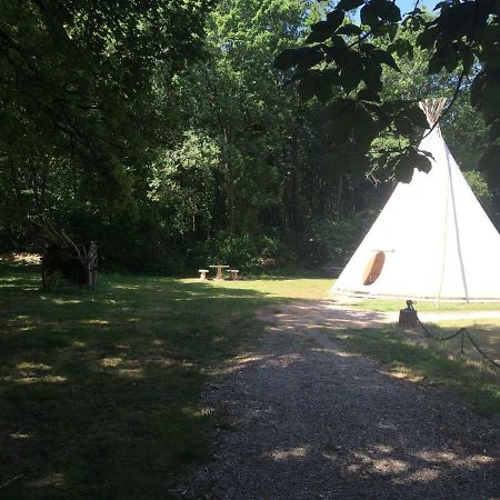 Tipi Au Logis De L'Espoir Jauldes Exterior photo