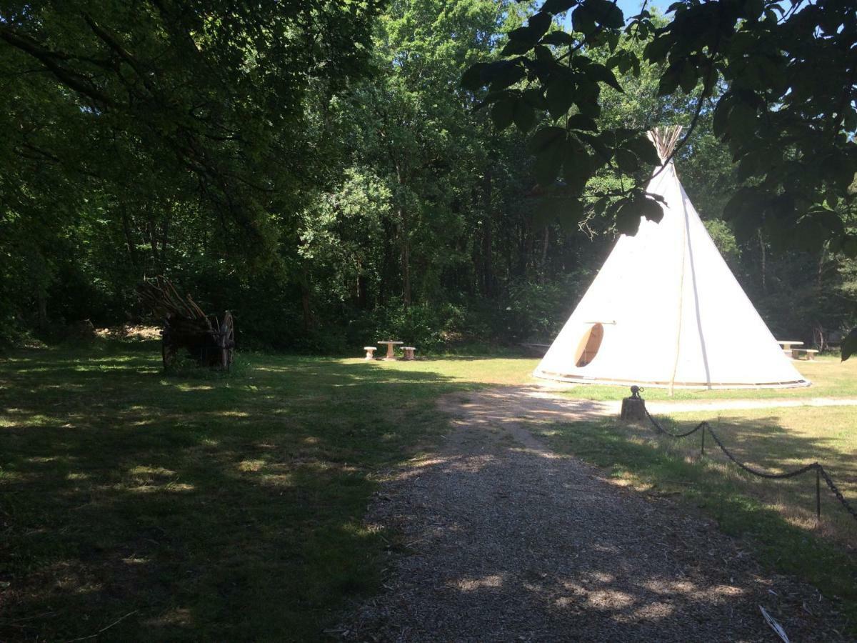 Tipi Au Logis De L'Espoir Jauldes Exterior photo